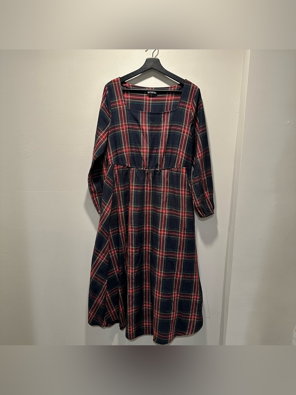 BloomChic Black and Red Plaid Square Neck MIDI Dress Cotton Size 12